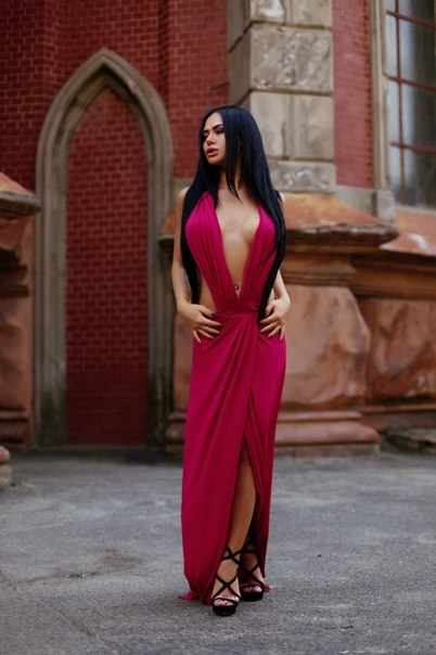 Живу в Москве и предлагаю тебе незабываемые моменты удовольствия. Мои услуги направлены на то, чтобы ты почувствовал себя особенным и полностью расслабился. В моем арсенале много возможностей, чтобы удовлетворить все твои потребности. Готова исполнить все твои фантазии и желания. Посмотри мои фото, чтобы оценить мою красоту и изящество. Хочешь насладиться моментами страсти и нежности? Тогда скорее звони мне и получи порцию настоящего удовольствия. Со мной ты откроешь новые грани наслаждения. Жду тебя! ❤️💋 21345, 23 года