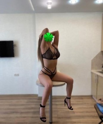 Экзотическая красавица с темпераментом и страстью приглашает к себе в уютное гнездышко. Помогу расслабиться и забыть о всех проблемах. 9098, 25 лет